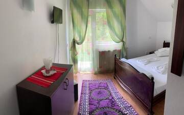 Фото номера Двухместный номер с 1 кроватью Гостевой дом Casa Natalia Raisa Arieșeni г. Арьешени 14