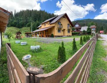 Фотографии Гостевой дом Casa Natalia Raisa Arieșeni г. Арьешени (Румыния) №1 Фото Гостевой дом Casa Natalia Raisa Arieșeni г. Арьешени 1