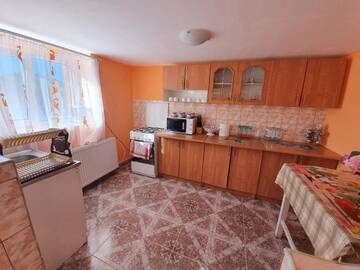 Фото номера Коттедж с 6 спальнями Дома для отпуска Cabana Popasul Vânătorului г. Арьешени 51