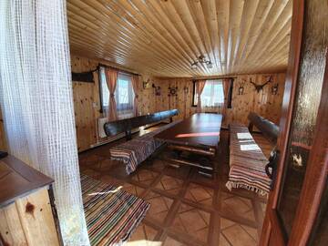 Фото номера Коттедж с 6 спальнями Дома для отпуска Cabana Popasul Vânătorului г. Арьешени 11