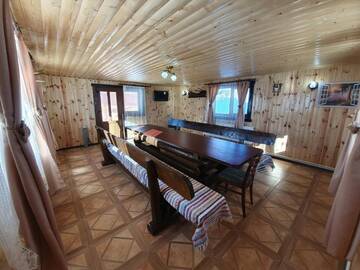 Фото номера Коттедж с 6 спальнями Дома для отпуска Cabana Popasul Vânătorului г. Арьешени 40