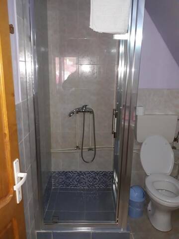 Фото номера Стандартный двухместный номер с 1 кроватью Лоджи Cabana Aurora г. Арьешени 5