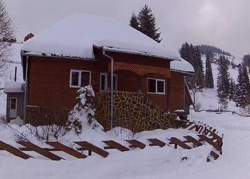 Фотографии Лоджи Cabana Aurora г. Арьешени (Румыния) №2 Фото Лоджи Cabana Aurora г. Арьешени 2